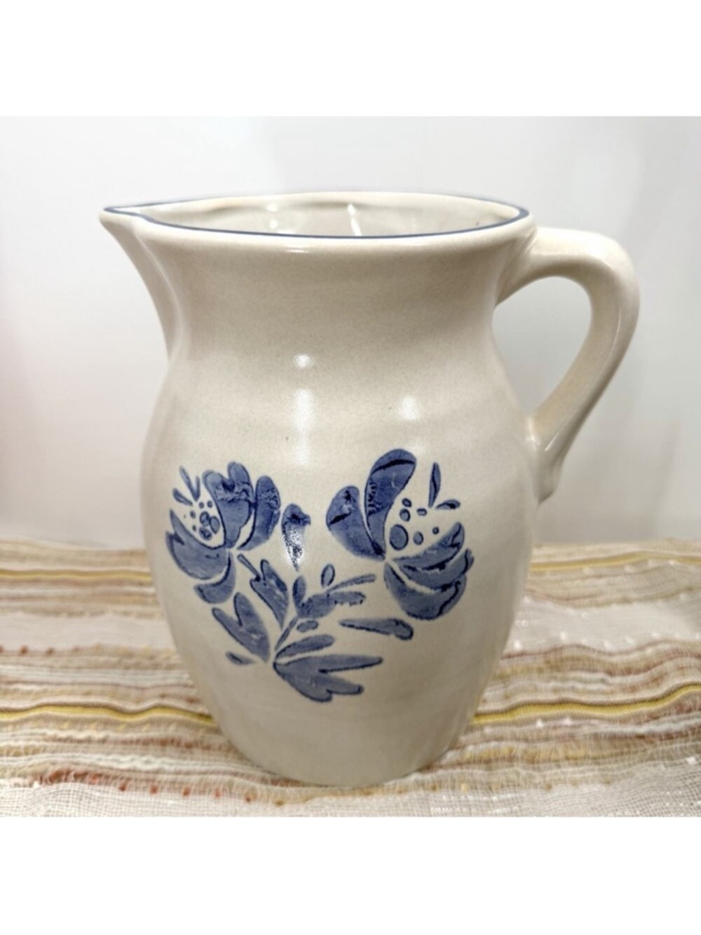 Vintage Pfaltzgraff Yorktowne Blue Floral Stoneware Pitcher 7" x 8" Farmhouse